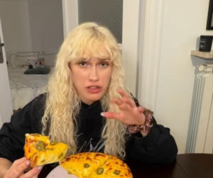 Helena Englert zjadła pizzę Książula