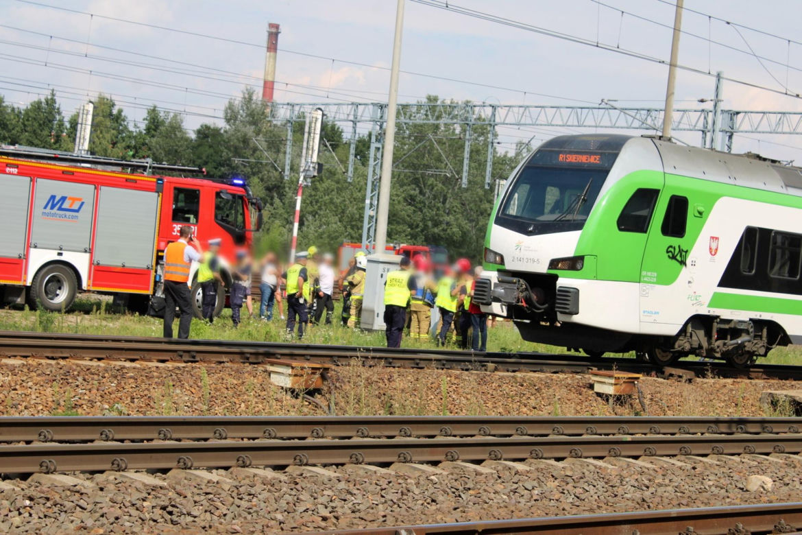 Pociągi zderzyły się pod Skierniewicami! Potężne utrudnienia na kolei