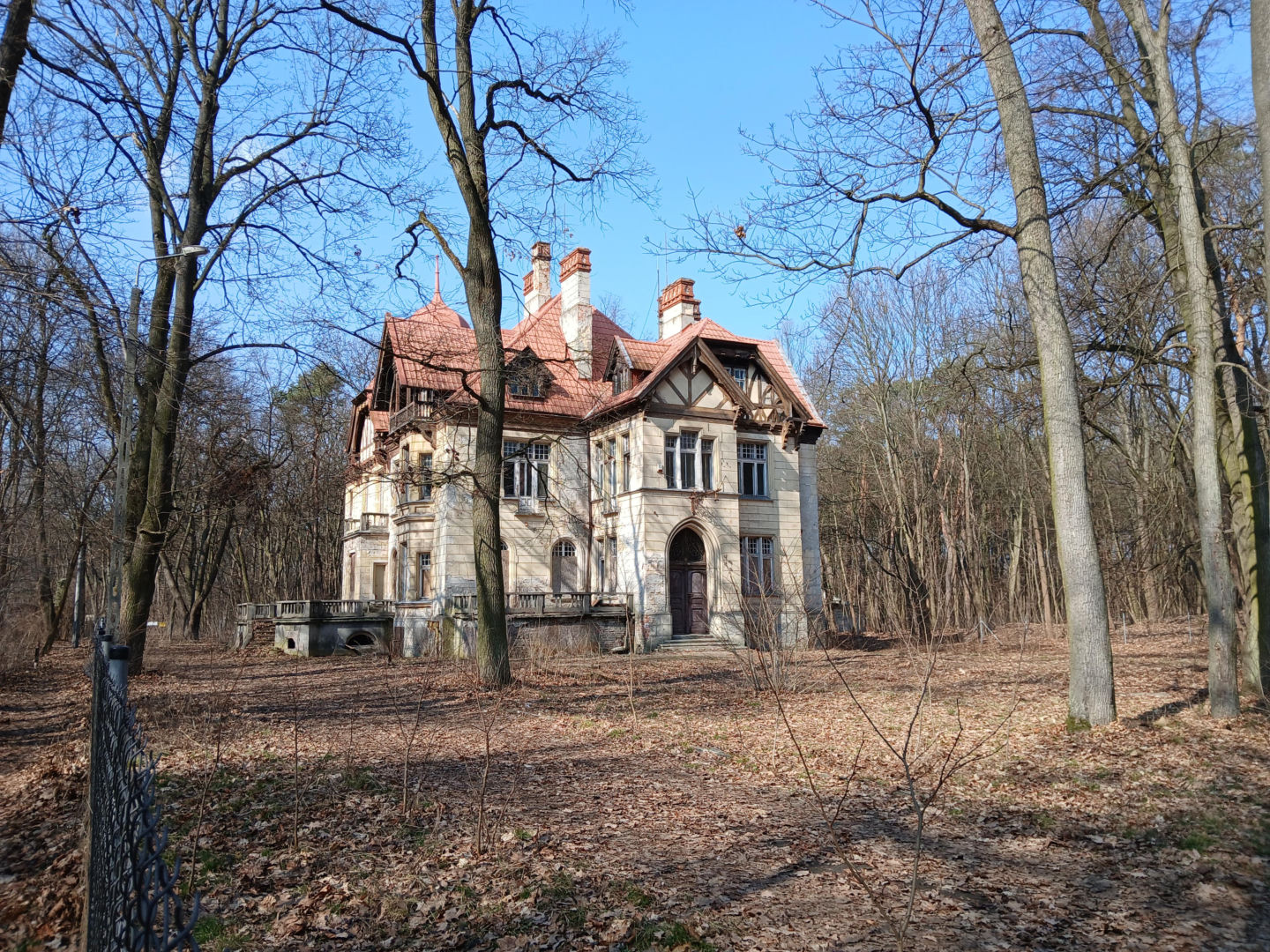 Willa Turczynek w Milanówku