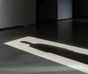 Atak drona na lotnisko w Dubaju. Co ujawniły nagrania pasażerów?