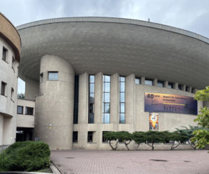 Kościół jak spodek kosmiczny w krakowskich Bronowicach