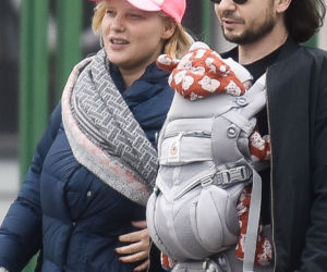 Joanna Kulig na spacerze z rodziną