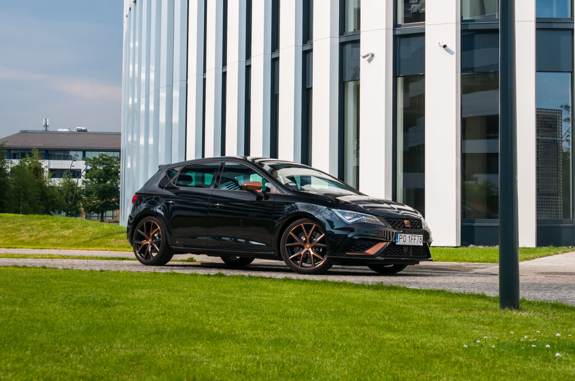 Seat Leon Cupra R 2.0 TSI 310 KM 6MT