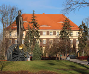 Ten ratusz to arcydzieło. Znajduje się w jednym z najpiękniejszych miast w woj. śląskim