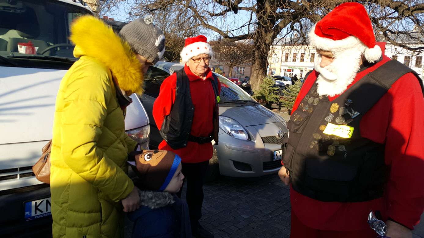Czy św. Mikołaj jeździ na motocyklu? Tak i to nie jeden!