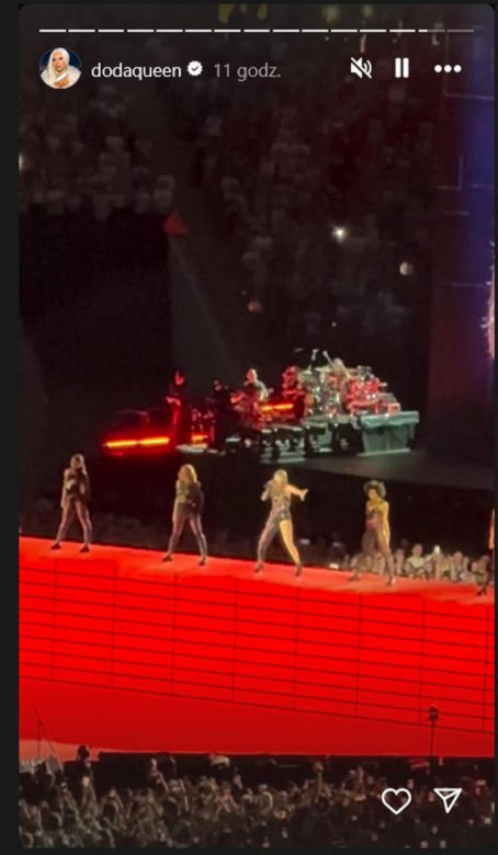 Taylor Swift zabłysnęła na koncercie w Warszawie. Przebierała się 9 razy, od cekinów można było dostać oczopląsu!