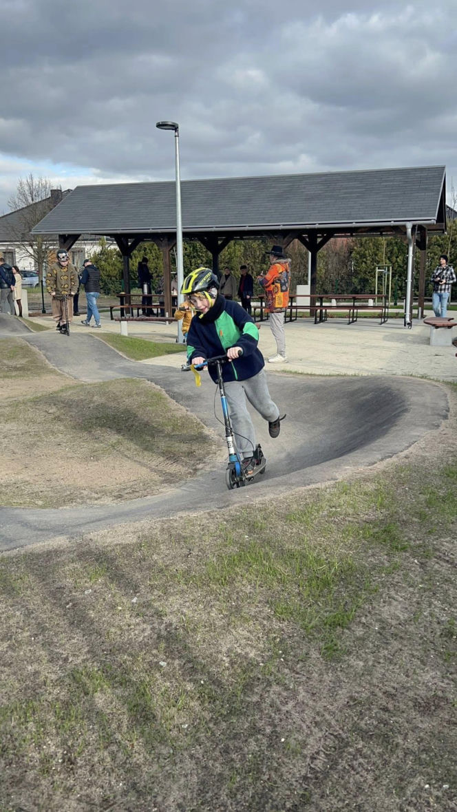 Pumptrack w Bojanoparku w Lesznie otwarty. Zobaczcie jak wygląda nowa atrakcja