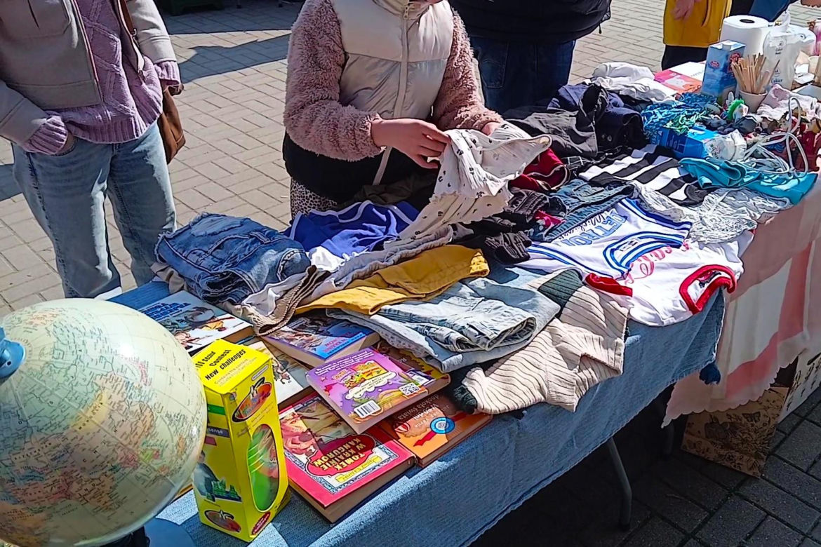 Pierwszy wiosenny pchli targ na Pogodnie