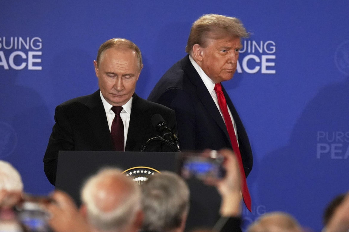 Kosmiczne plotki o Putinie! "Miał egzoszkielet i platformy"