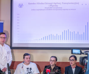 Lekarze WUM usunęli guza z wątroby poza ciałem. Pierwsza taka operacja w Polsce