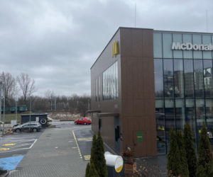 Nietypowy McDonald's przy ul. Radzymińskiej w Warszawie