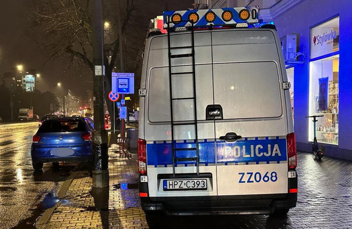 Makabryczny wypadek na warszawskiej Woli. Kierowca volkswagena wjechał w dziecko na przejściu dla pieszych!