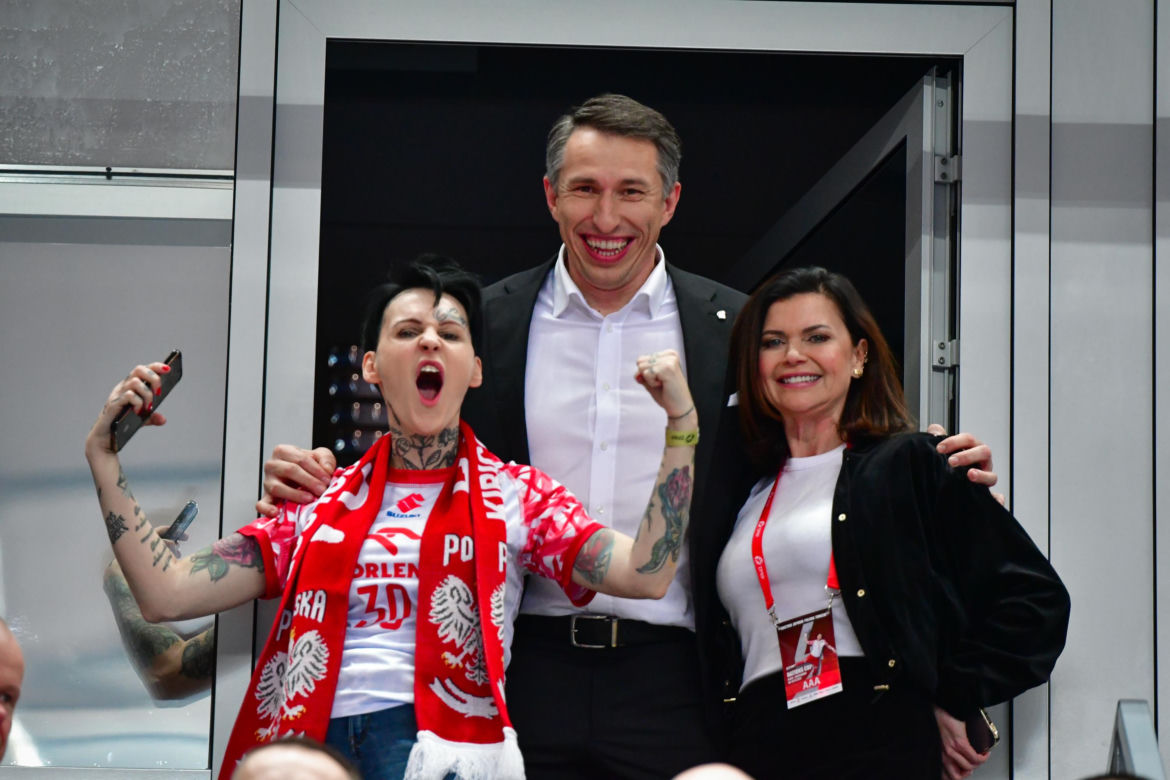 Agnieszka Chylińska na meczu piłkarzy ręcznych