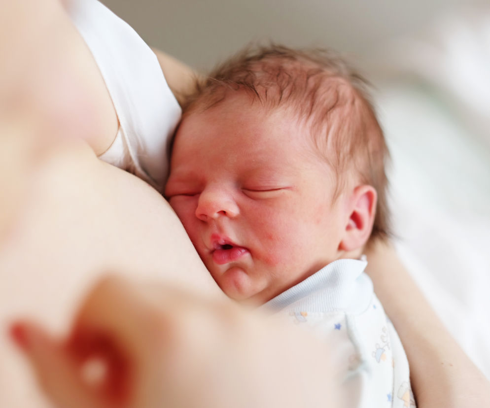 Pierwsze dni z dzieckiem: 5 faktów, które cię zaskoczą