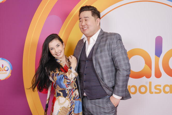 Bilguun Ariunbaatar i jego narzeczona, Kamila Robak