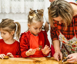 Wigilia w Świętokrzyskiem: Ceny pierogów w KGW i przepis na... choinkę z widelców