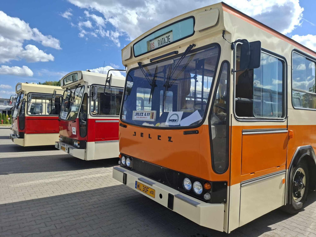 II Zlot Zabytkowych Autobusów w Starachowicach