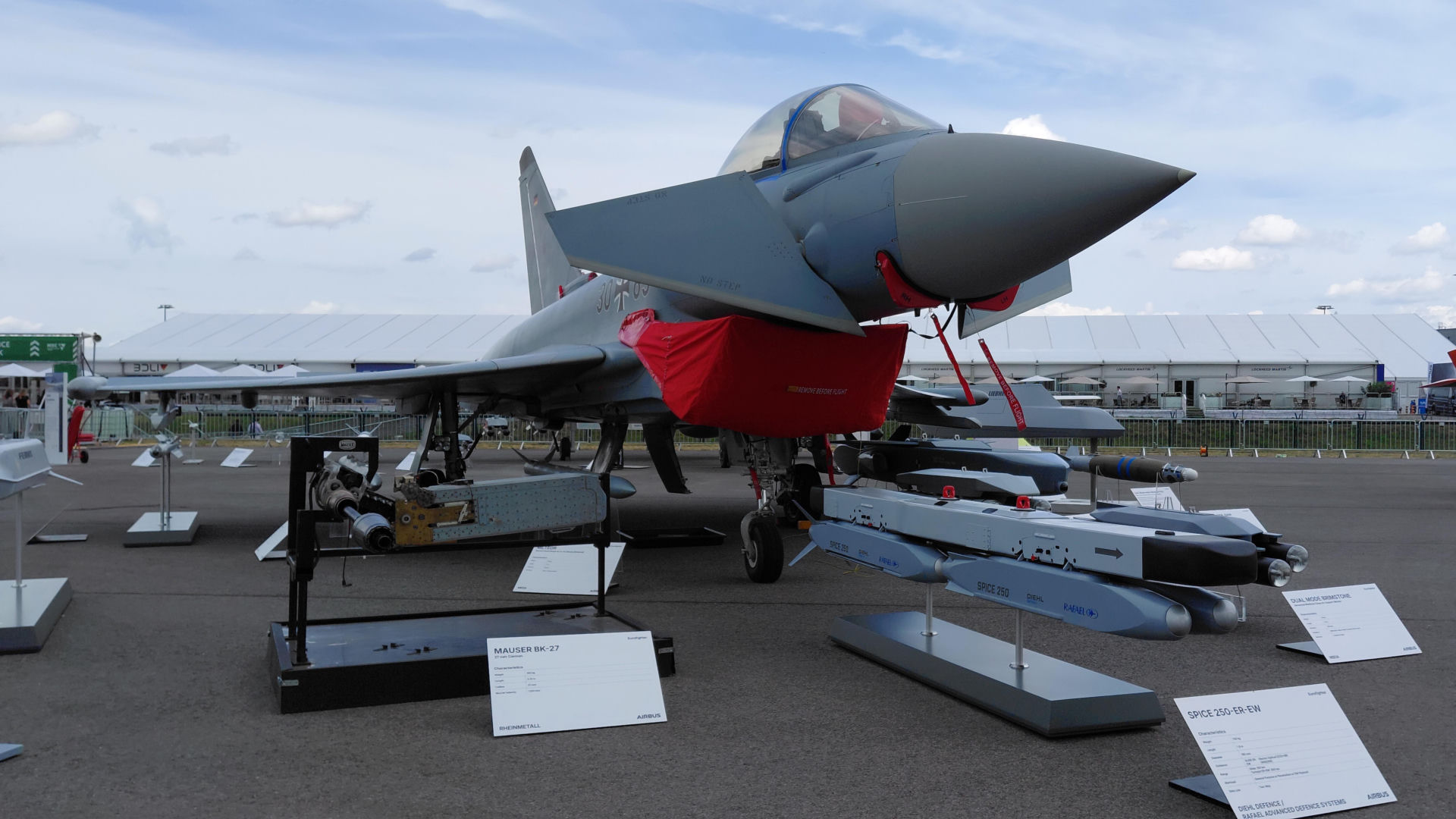 Niemiecki samolot Eurofighter Typhoon
