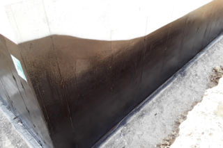 Diagnostyka i naprawa uszkodzeń hydroizolacji w budynkach istniejących