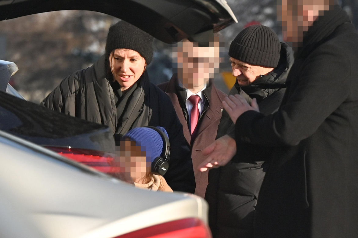 Marek Kondrat z żoną i córką w Warszawie