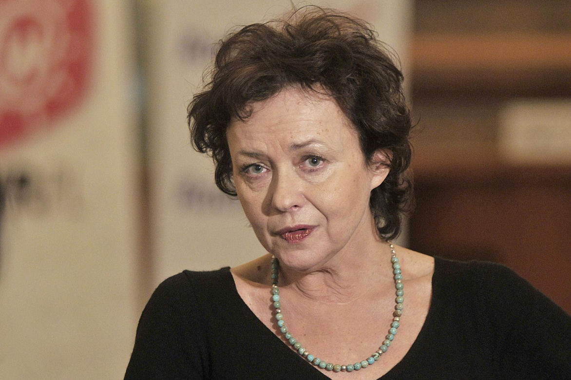 Pamiętacie jej debiut w "Czterdziestolatku"? Tak przez dekady zmieniała się Joanna Szczepkowska