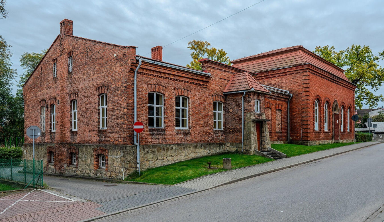 To największe miasto w Małopolsce bez kolei. Mieszkańcy wciąż czekają na pierwszy pociąg