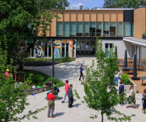 Centrum Aktywności Międzypokoleniowej na Ochocie to realizacja, w której widać nadzwyczajne zaangażowanie architektów