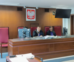 Torturowali 44-latka nad rzeką i grozili śmiercią. Ruszył proces oprawców ze Spiczyna
