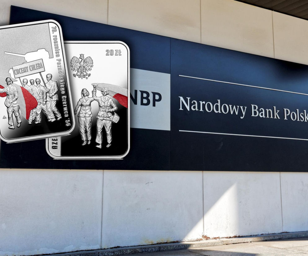 Prostokątne monety kolekcjonerskie NBP upamiętniające 70. rocznicę Poznańskiego Czerwca '56, z wizerunkami protestujących robotników i tramwajarek, na tle fasady Narodowego Banku Polskiego. Więcej o numizmatach na Super Biznes.