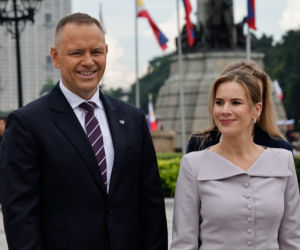 Karol Nawrocki z żoną na historycznych rozmowach na Filipinach