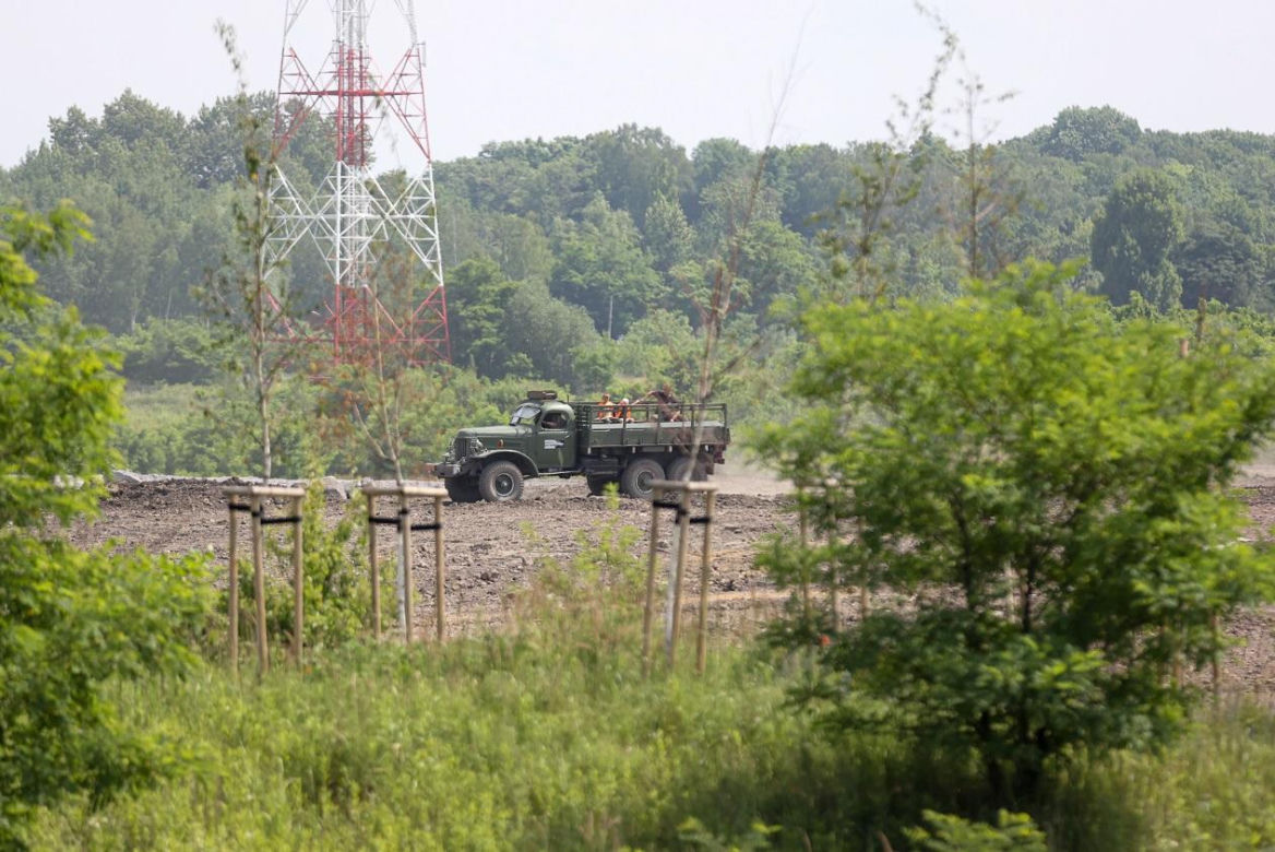 Śląskie Manewry 2024. Miłośnicy militariów spotkali się w Bytomiu
