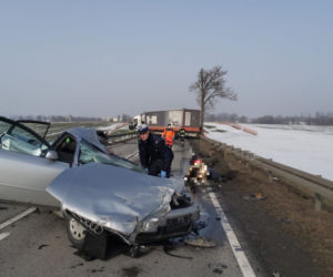 Fatalny wypadek między Elblągiem a Malborkiem! Droga Krajowa nr 22 z OGROMNYMI UTRUDNIENIAMI [ZDJĘCIA]