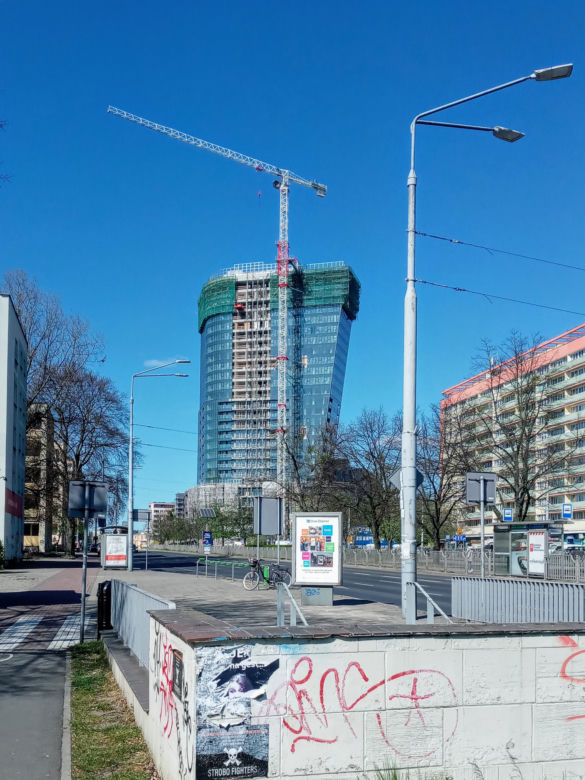 Budowa Hanza Tower - kwiecień 2020