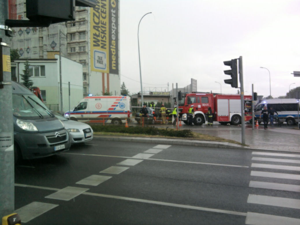 Białystok. Wypadek na ul. Wasilkowskiej. Dwie osoby ranne