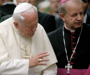 Stanisław Dziwisz. Żyłem przy świętym człowieku
