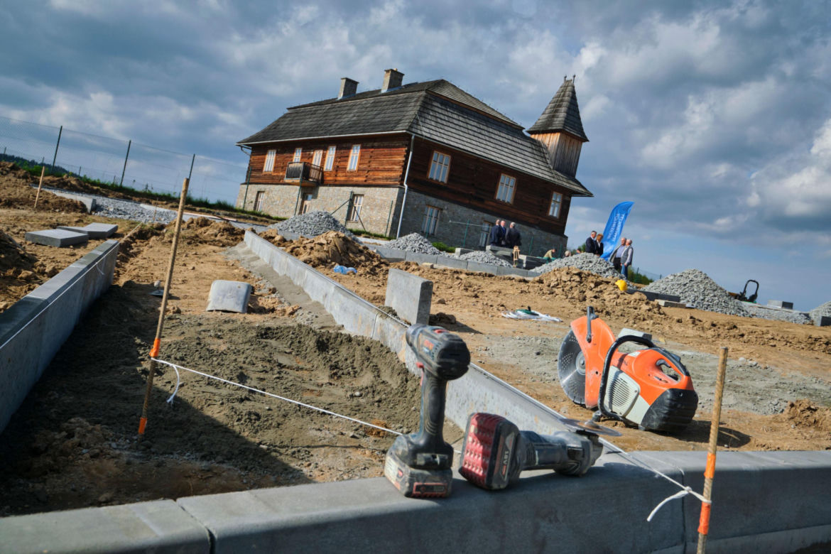 W Małopolsce powstanie nowa atrakcja turystyczna. Centrum sportowe nad Jeziorem Mucharskim