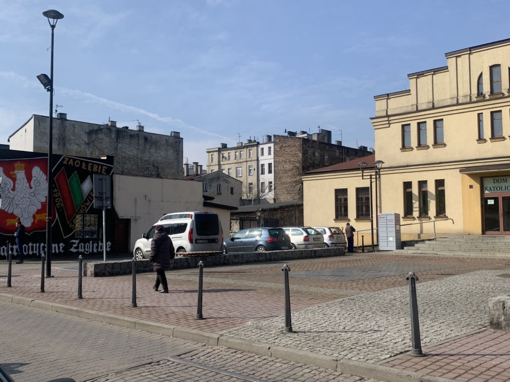 Diecezja sosnowiecka w żałobie. Wspólna msza w intencji zmarłych księży. "Czy to tak wypada?"