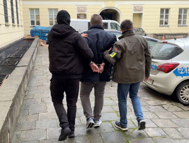 Informatyk ukrywał przerażające materiały. Było ich ponad 40 tysięcy