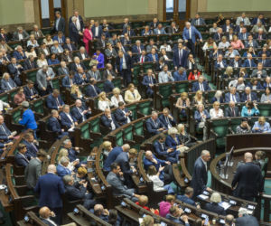 Tylko 3 proc. podwyżki dla nauczycieli i urzędników. Inflacja zje większość 