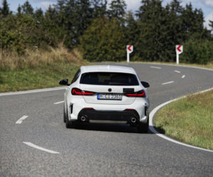 (2021) BMW 128ti - nowy przednionapędowy hot-hatch