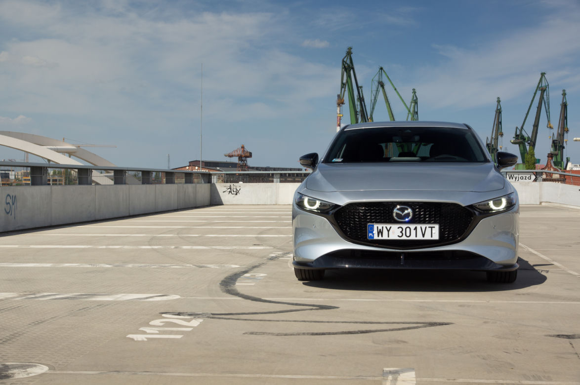 Mazda 3 Skyactiv-G 150 KM MT6 Hikari