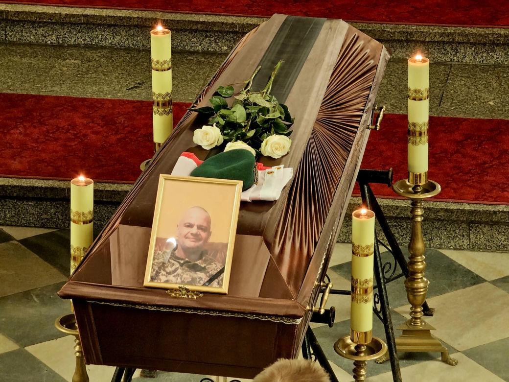 pogrzeb żołnierza, który zginął w Ukrainie