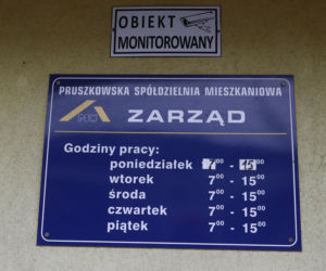 Wojna o płot i śmietnik. Konflikt mieszkańców na osiedlu w Pruszkowie