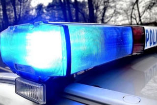 Kraków: Mężczyzna chciał popełnić samobójstwo, uratowali go policjanci