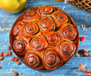 Pyszne, efektowne i puszyste. To świąteczne odrywane ciasto robi furorę w moim domu 