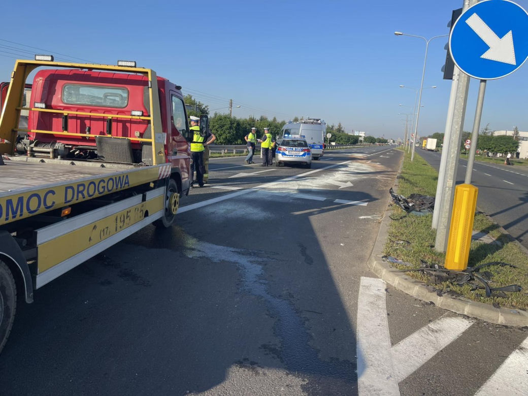 Dwoje małych dzieci i kobieta zostali ranni. Groźny wypadek w Gnieźnie