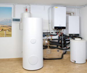 Piec gazowy – jaki wybrać: kocioł jednofunkcyjny czy dwufunkcyjny? Porównanie i porady