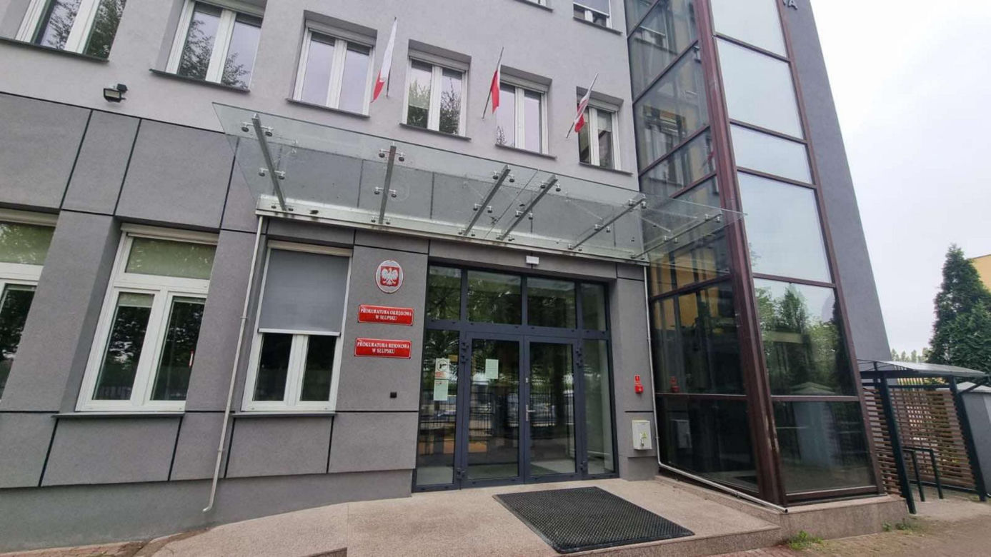 Tragedia w Słupsku. Nie żyje 2-5-letnia dziewczynka. Zatrzymano dwie osoby