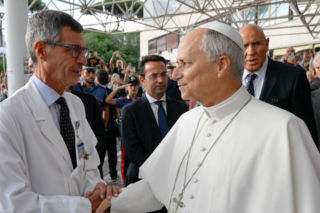 Papież wyszedł ze szpitala! Leon XIV z dobrymi wynikami