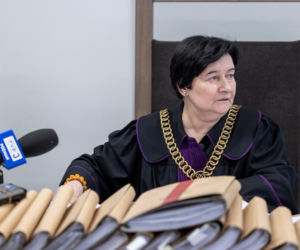 Zabierała zwierzętom karmę z zoo - trafiła przed sąd.